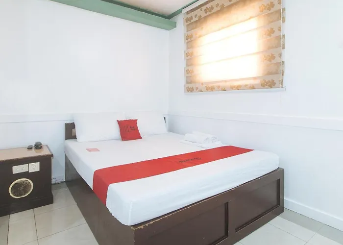 Reddoorz @ Moss Hotel Dasmarinas